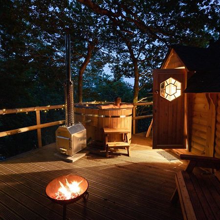Chestnut Tree House With Hot Tub & Sauna 바머스 외부 사진
