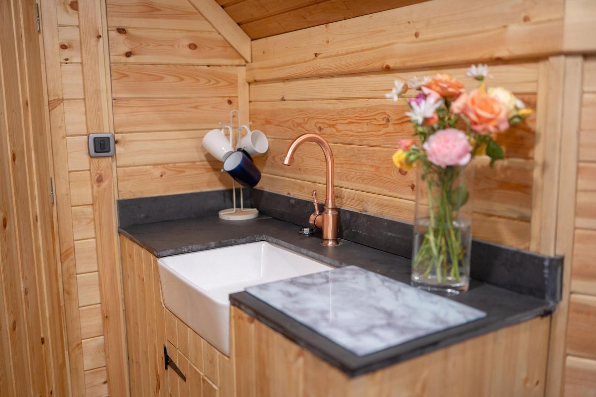 Chestnut Tree House With Hot Tub & Sauna 바머스 외부 사진
